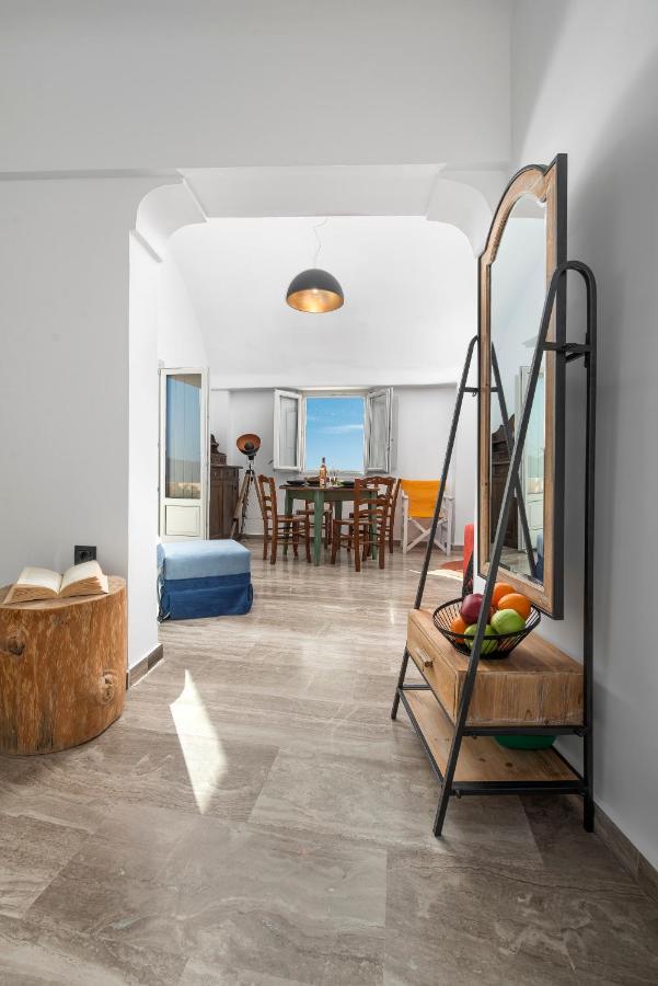 אויה Sole D'Oro Sunset & Caldera View Grand Suite מראה חיצוני תמונה